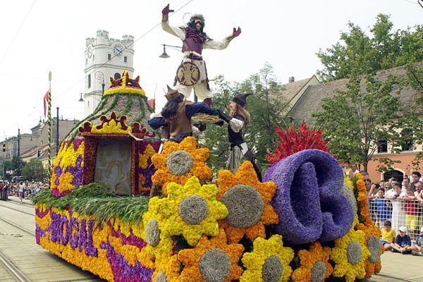 Debreceni Virágkarnevál és Hortobágyi hídi vásár